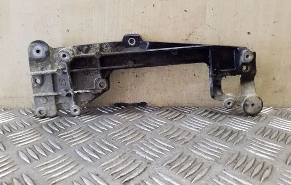 Mitsubishi Outlander EGR valve cooler bracket 03G131159