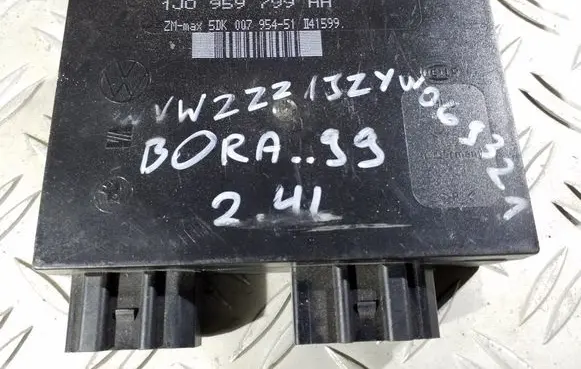 Volkswagen Golf IV Comfort/convenience module 1J0959799AH 5DK00795451