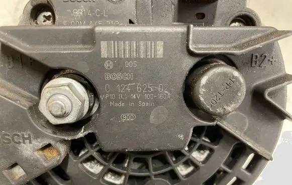 Volvo XC90 Generator/alternator 0124625024