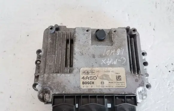 Ford C-MAX I Engine control unit/module 0281011533 3M5112A650HD