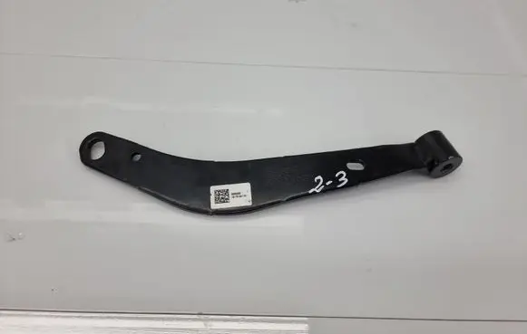 BMW X5 G05 Engine mounting bracket 6885880