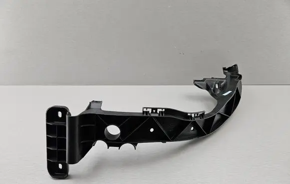 BMW 1 E82 E88 Headlight/headlamp mounting bracket 7148761 51117148761