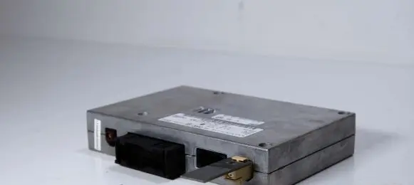 Audi A6 S6 C6 4F Bluetooth control unit module 4F1862335