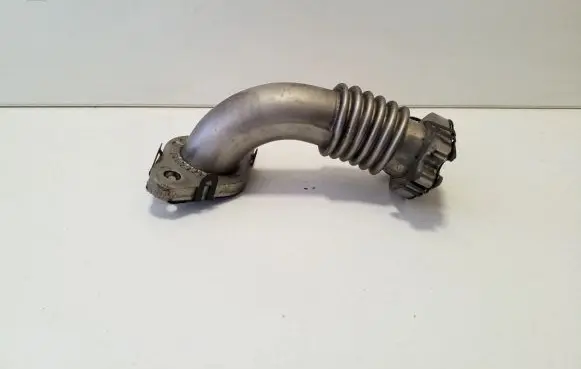 Opel Vivaro EGR valve line/pipe/hose 84715F01
