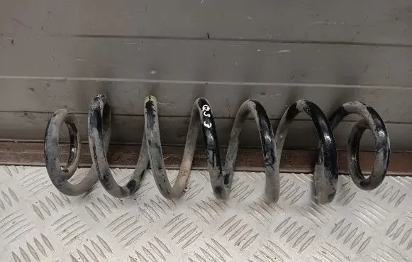 Audi Q3 8U Rear coil spring