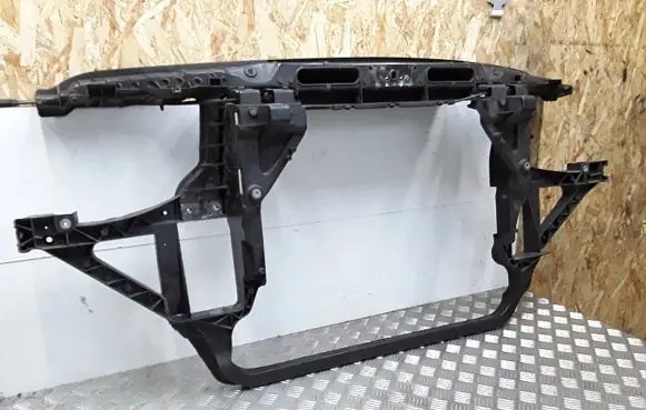 BMW X3 E83 Radiator support slam panel