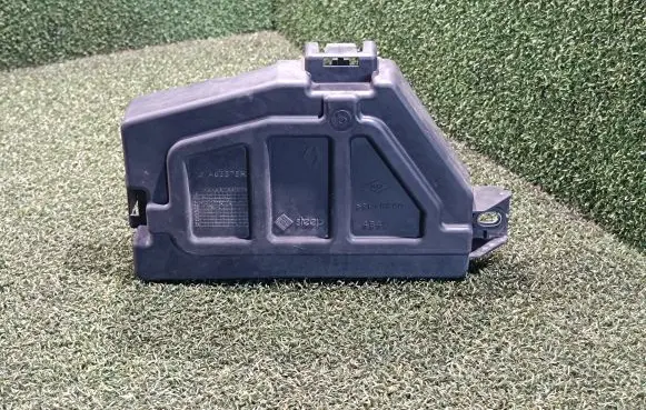 Renault Trafic III (X82) Fuse box cover 227A63575R