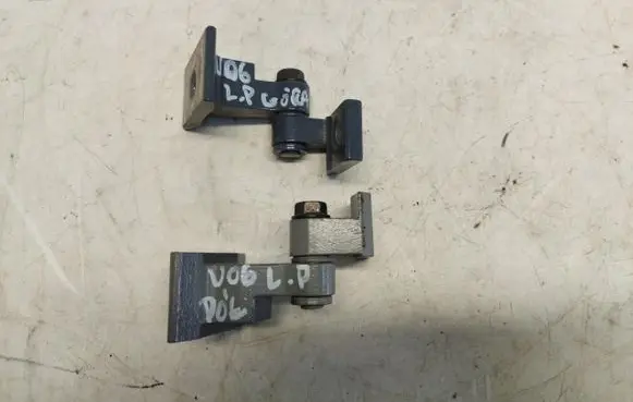 Front door hinge set