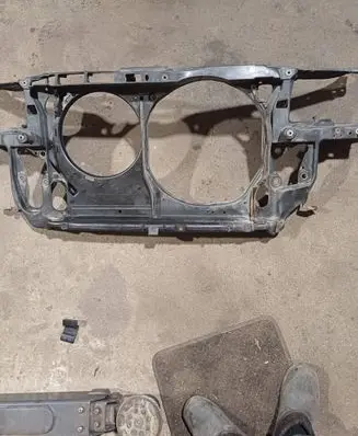 Volkswagen PASSAT B5.5 Radiator support slam panel 3B0805594