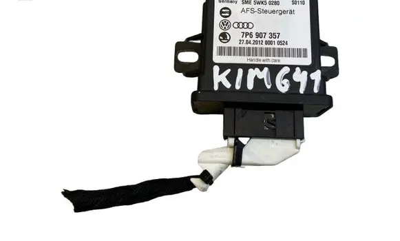 Volkswagen Touareg II Light module LCM 5WK50280 7P6907357 2704201200010524