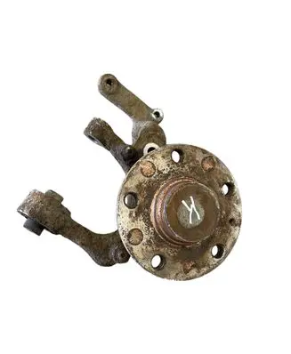 Volkswagen Golf V Rear wheel hub