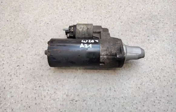 Mercedes-Benz E C207 W207 Starter motor A0061516201