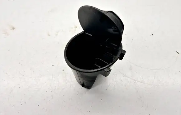 Ashtray (front)