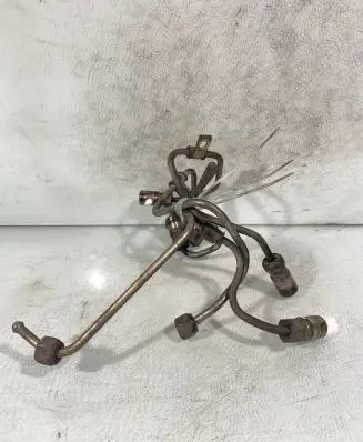 Mitsubishi L200 Fuel injector supply line/pipe 