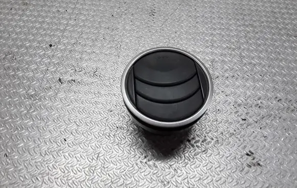Mazda 6 Dashboard side air vent grill/cover trim