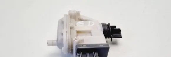 Volkswagen PASSAT B4 Central locking motor 3A0862153B