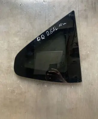 Nissan Qashqai Rear side window 43R006723 DOT24M101AS3