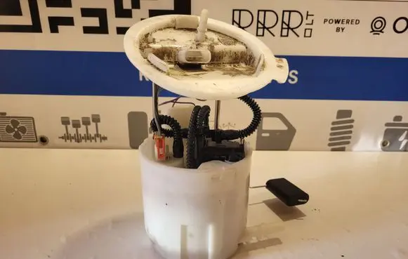 Ford Mustang V In-tank fuel pump CR339A307
