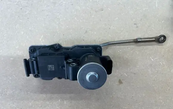 Mercedes-Benz A W177 Turbo charger electric actuator 0280951007 0240303