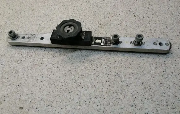 Rear seat guide rail