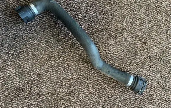 BMW 1 F20 F21 Engine coolant pipe/hose 7596833