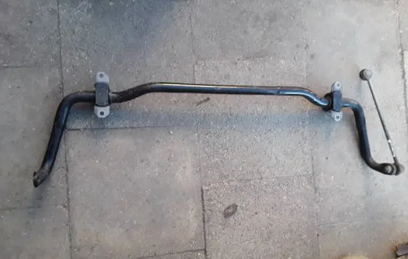 Front anti-roll bar/sway bar