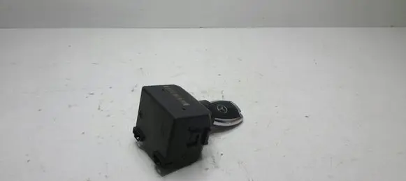 Mercedes-Benz S W221 Ignition lock A2215450708