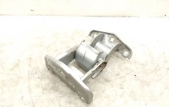 Renault Trafic II (X83) Rear door lower hinge 312304K
