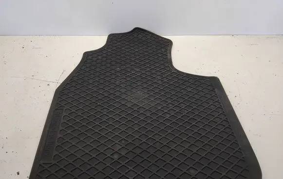 Mercedes-Benz Sprinter W906 Front floor mat B66570012