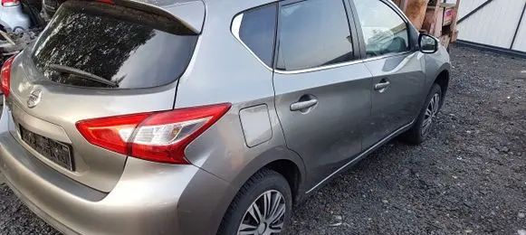 Nissan Pulsar Front wheel arch liner splash guards