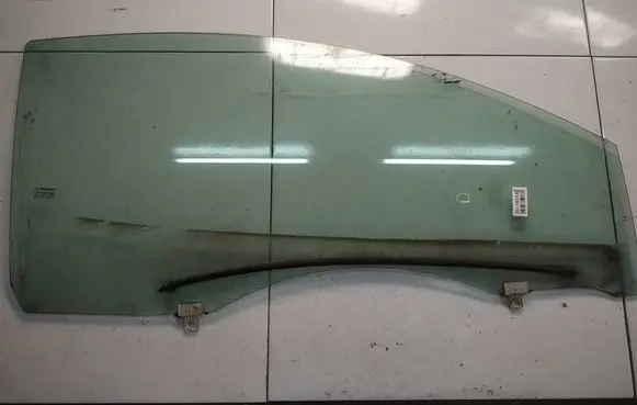 Renault Megane III Front door window glass four-door AS2