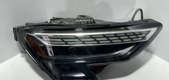 Audi A3 8Y Headlight/headlamp 8Y0941036P