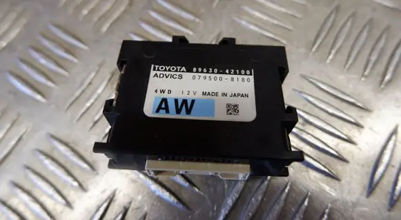 Toyota RAV 4 (XA40) Other control units/modules 8963042100