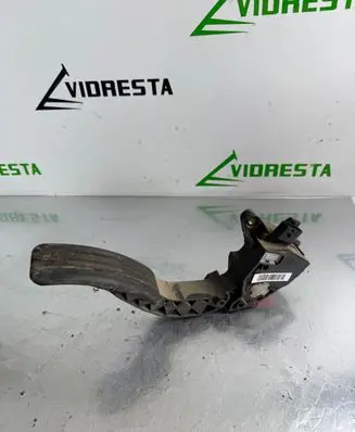 Opel Vivaro Accelerator throttle pedal 180027179R