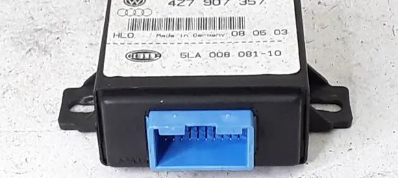 Volkswagen PASSAT B5.5 Light module LCM 4Z7907357 5LA00808110