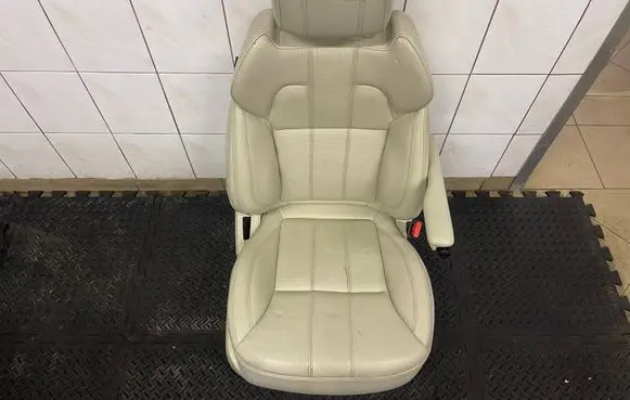 Land Rover Range Rover Sport L494 Seat trim 