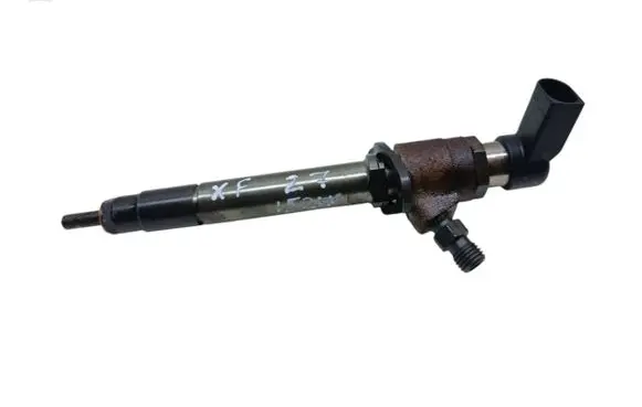 Jaguar XF X250 Fuel injector 5U3Q9K546AA