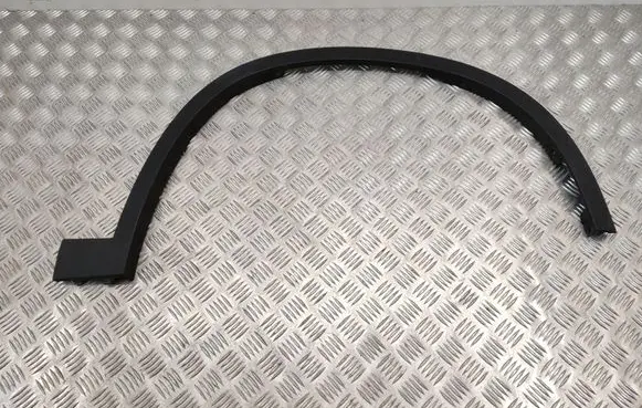 BMW X1 F48 F49 Front arch trim 7332338