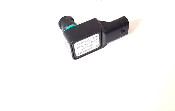 Mercedes-Benz C AMG W204 Air pressure sensor A0071530528 0261230259