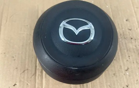 Mazda 6 Steering wheel airbag TG15A02001