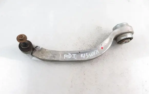 Volkswagen PASSAT B5 Front lower control arm/wishbone