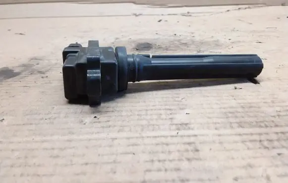 Suzuki Grand Vitara I High voltage ignition coil 3341077E2