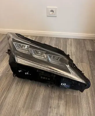 Lexus RX 450H Headlight/headlamp