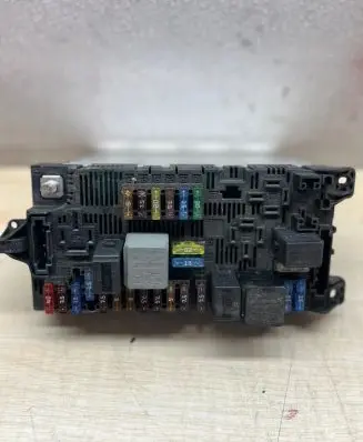 Mercedes-Benz E W211 Fuse module 2115454201