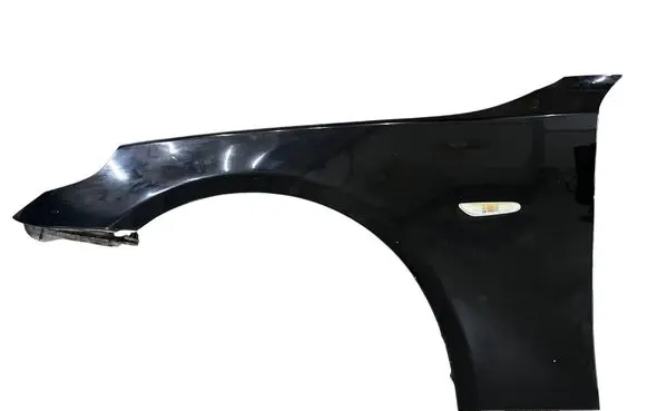 BMW 5 E60 E61 Fender 