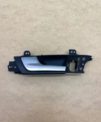 Audi A3 S3 A3 Sportback 8P Front door interior handle 8P4837019 8P4837019D