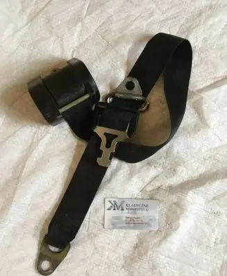 Mercedes-Benz W123 Front seatbelt 1238601785