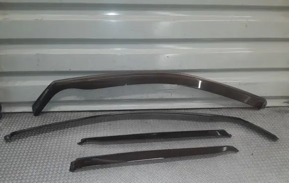 Nissan Murano Z50 Front door wind deflector 