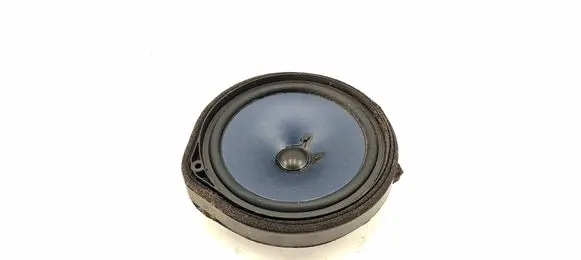 Honda CR-V Rear door speaker