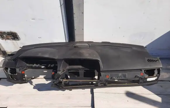 BMW 7 E65 E66 Dashboard